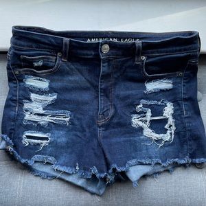 AE Next level stretch hi-rise shortie size 12 distressed